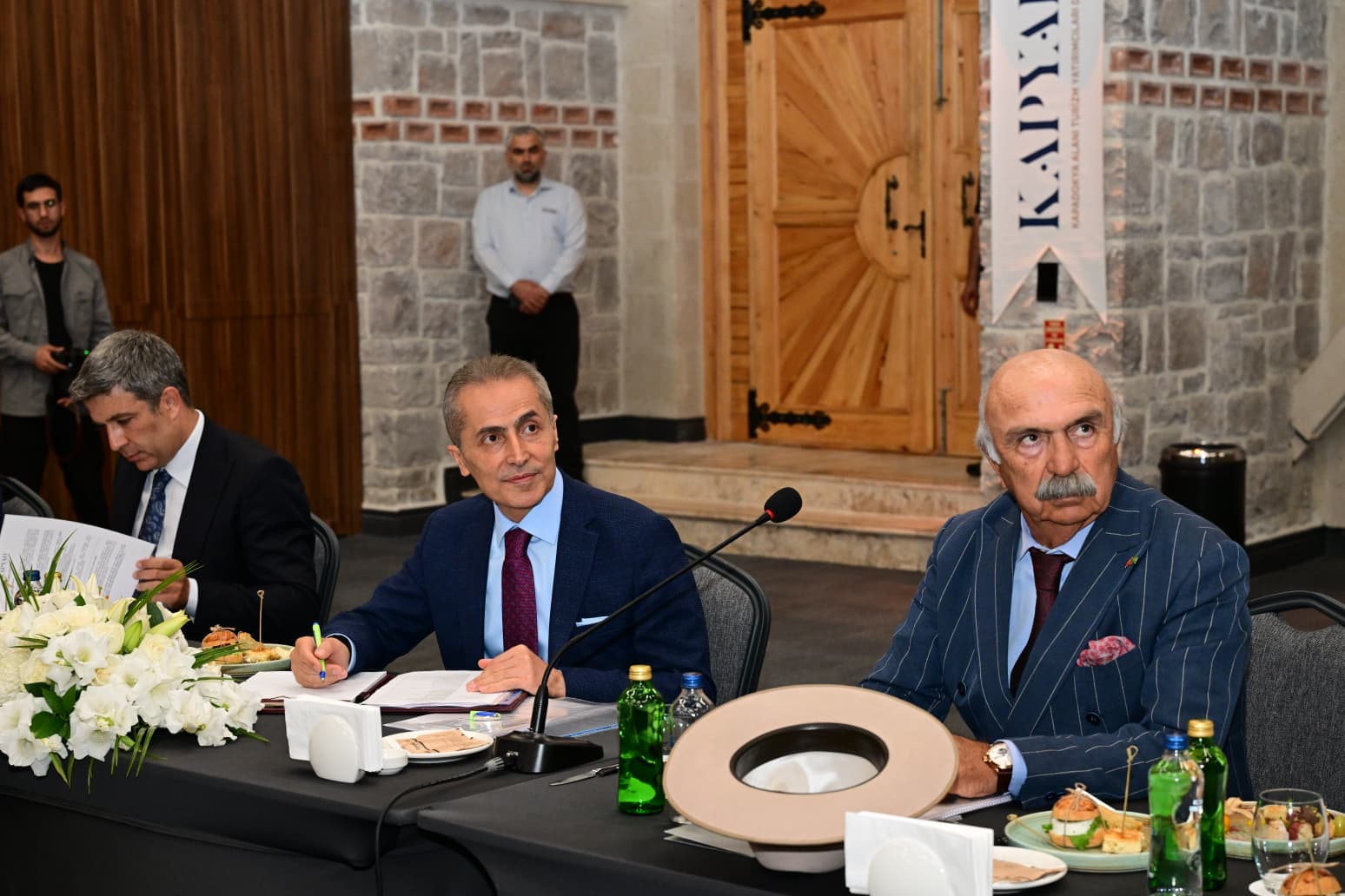 KAPYAD Consultation Meeting Held with the Participation of Nevşehir Governor Hüseyin Kök and Cappadocia Area President Aydın Cem Aslanbay - Gallery 2