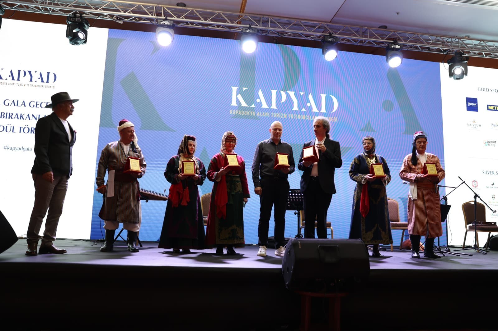 KAPYAD, 1. YIL GALA GECESİ VE İZ BIRAKANLAR ÖDÜL TÖRENİ GERÇEKLEŞTİ - Gallery 14