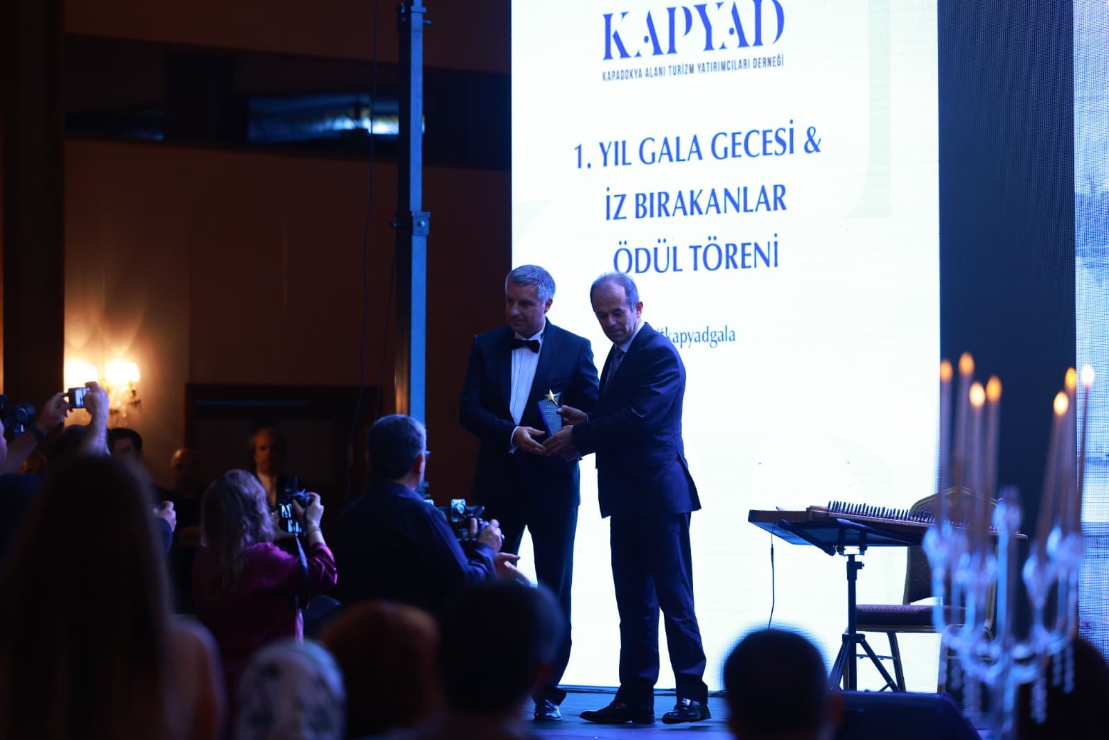 KAPYAD, 1. YIL GALA GECESİ VE İZ BIRAKANLAR ÖDÜL TÖRENİ GERÇEKLEŞTİ - Gallery 17