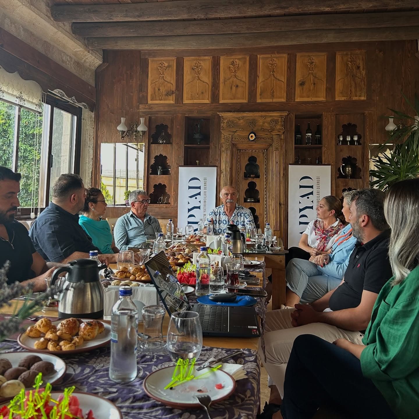 KAPYAD, İSTİŞARE TOPLANTILARI DEVAM EDİYOR: FRESCO CAVE SUITES EV SAHİPLİĞİNDE VERİMLİ GÖRÜŞME - Gallery 2